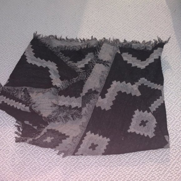 Wilfred Grey Blanket Scarf - Picture 1 of 6
